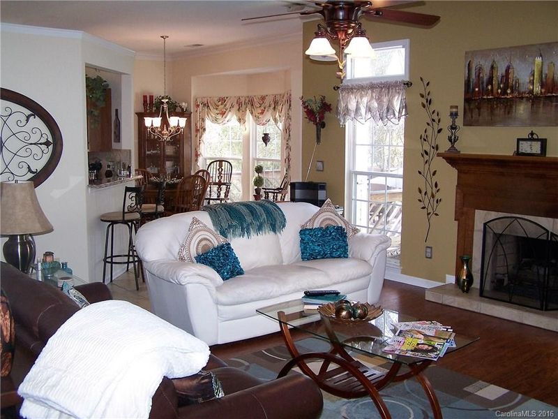 506 Halliwell St, Charlotte, NC 28262