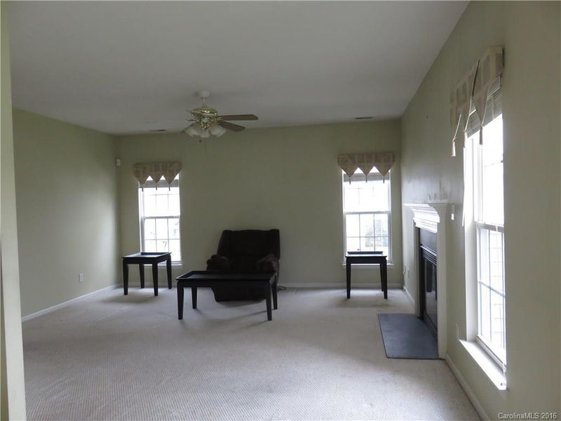 6208 Underwood Ave, Charlotte, NC 28213