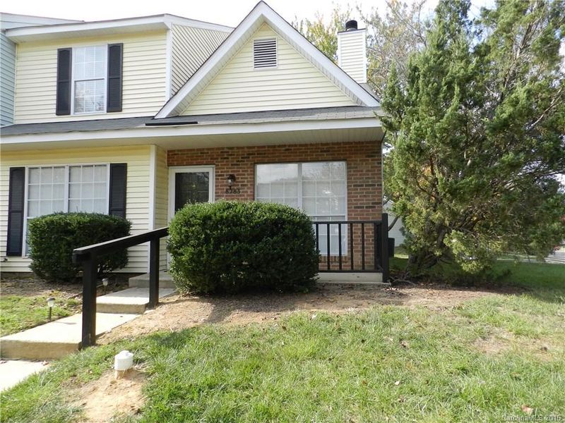 8283 Golf Ridge Dr #1706, Charlotte, NC 28277