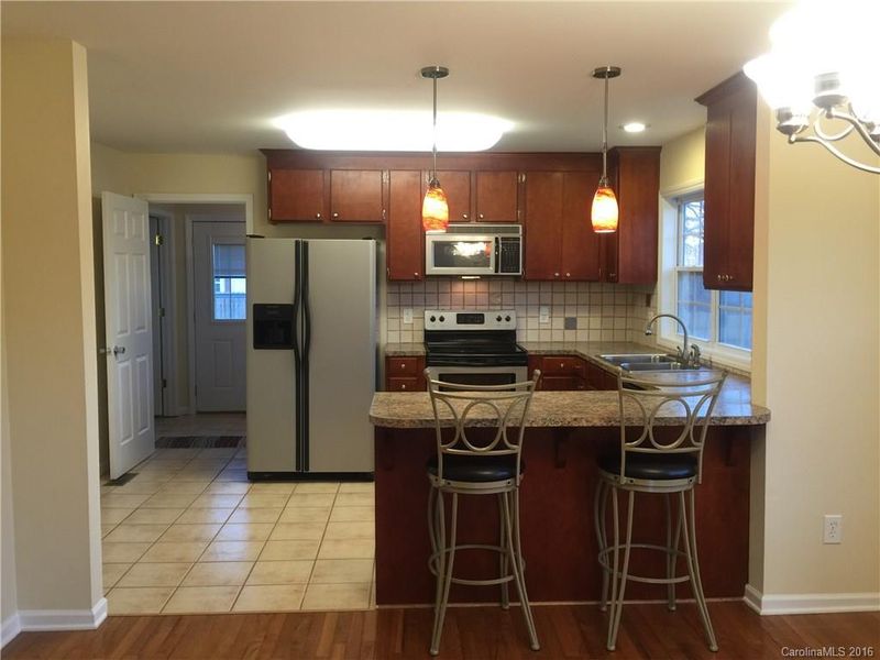 3647 Harmony Hw, Harmony, NC 28634
