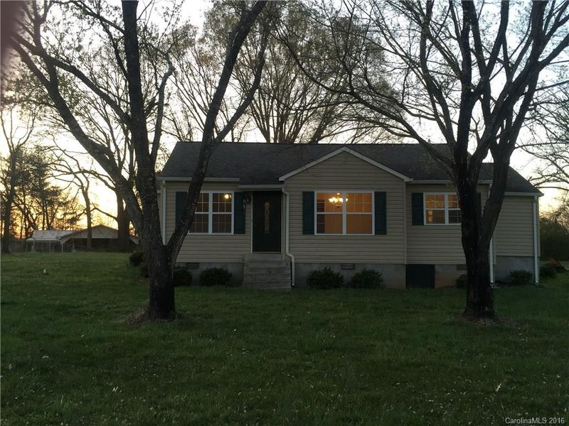 3647 Harmony Hw, Harmony, NC 28634
