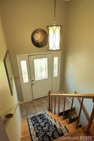 85 NW 38th Ave, Hickory, NC 28601