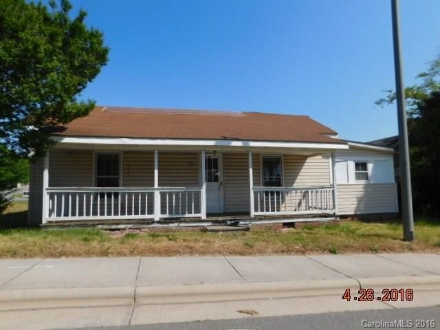 702 Cabarrus Ave W, Concord, NC 28027