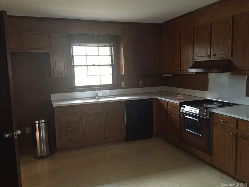 1383 Buckingham Ave, Gastonia, NC 28054