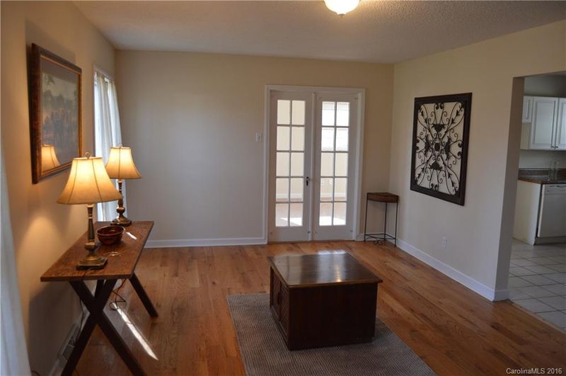 831 Lynhaven Dr, Gastonia, NC 28052