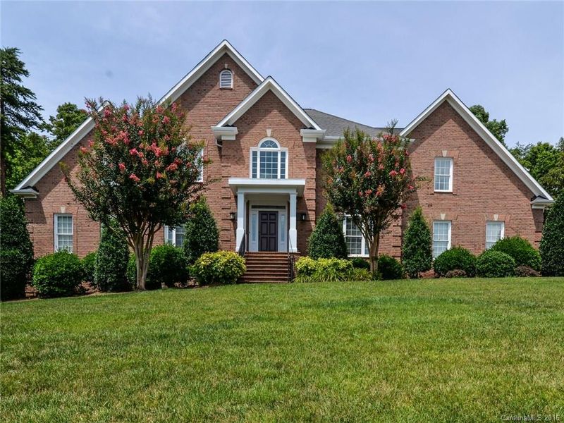 4632 Snow Dr, Harrisburg, NC 28075