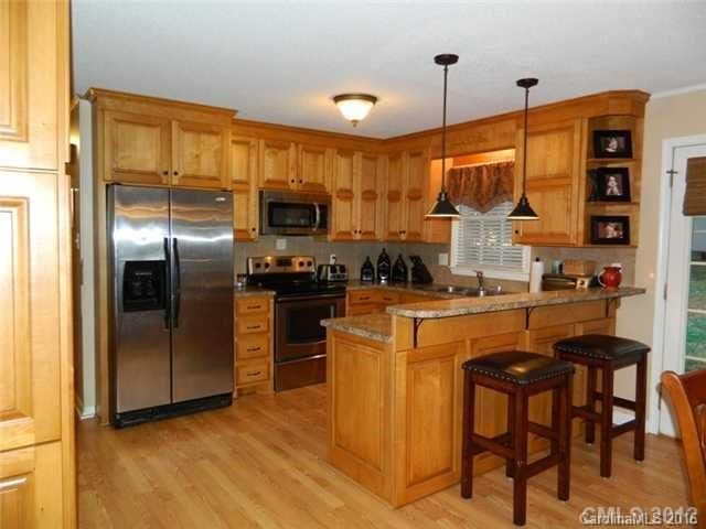 160 Robinhood Loop, Statesville, NC 28625
