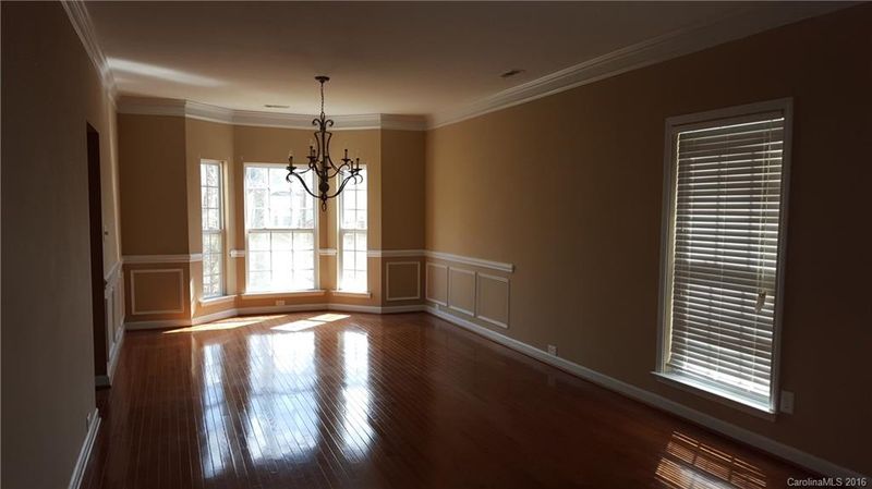 9701 Candlehill Dr, Mint Hill, NC 28227