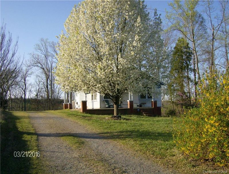 2400 Mount Pleasant Rd, Mount Pleasant, NC 28124