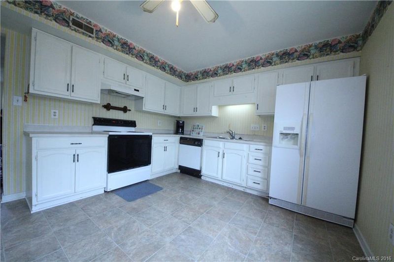 10509 Osprey Dr #-, Charlotte, NC 28226