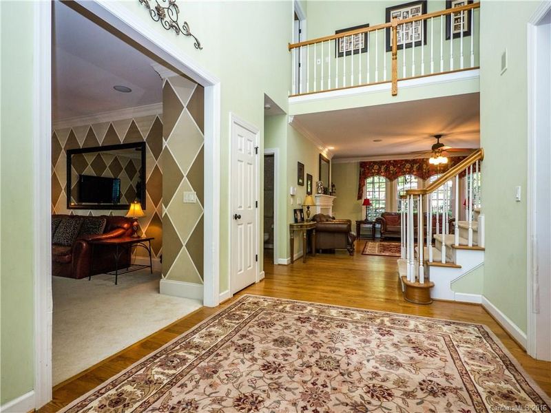 4942 Foxbriar Trl, Charlotte, NC 28269