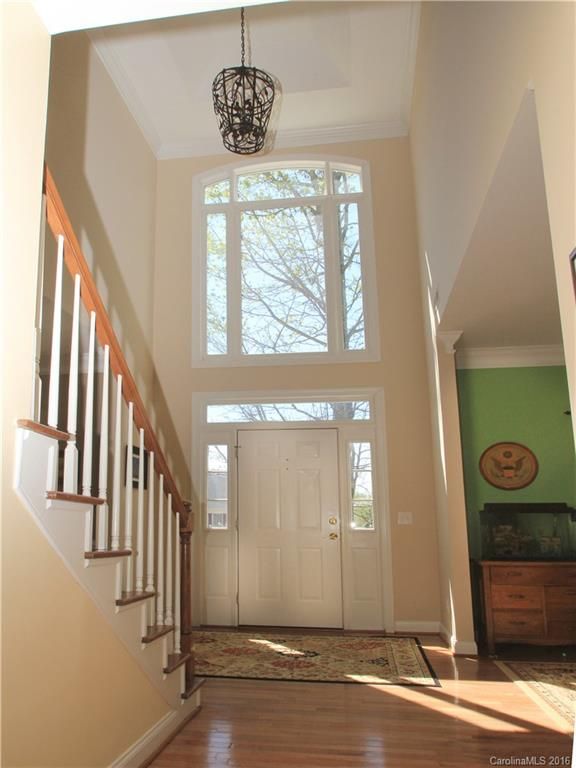 1315 Holly Ridge Dr, Matthews, NC 28105