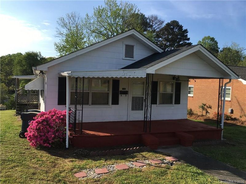 110 Blacksnake Rd, Stanley, NC 28164