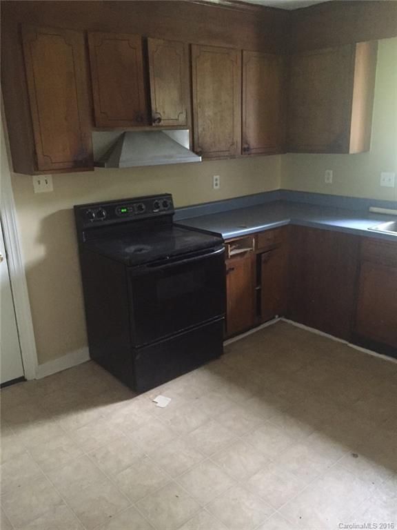 6428 Mcbride St, Charlotte, NC 28215