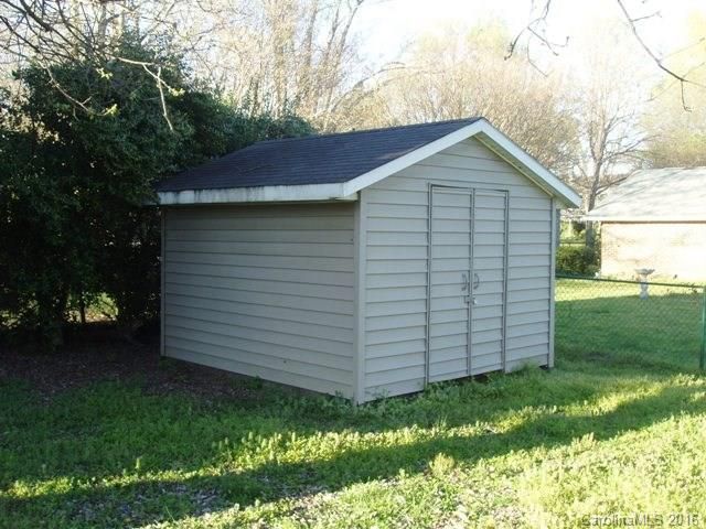 306 W Second St, Cherryville, NC 28021