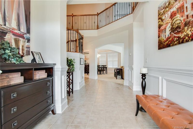 11803 Avaly Ln, Charlotte, NC 28277
