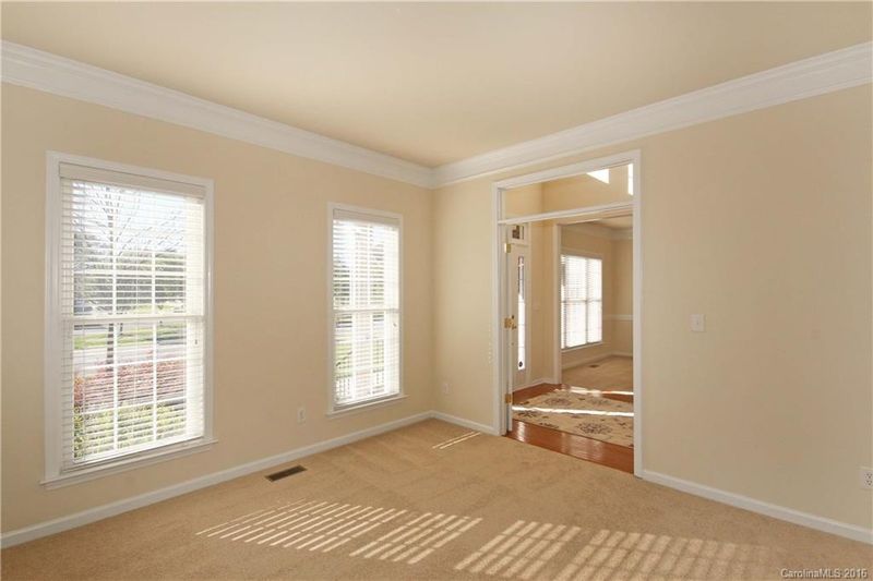 161 Weeping Spring Dr, Mooresville, NC 28115