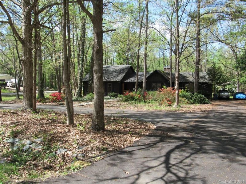 140 Todd Cir, Wingate, NC 28174