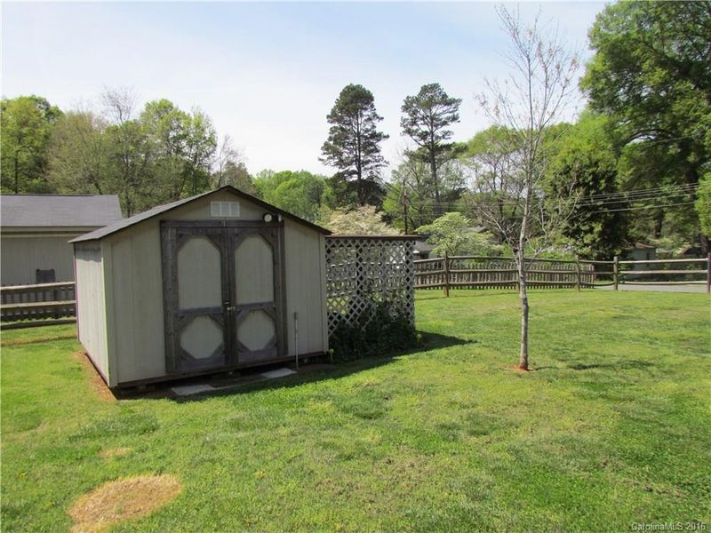 405-A Cherry St, Belmont, NC 28012