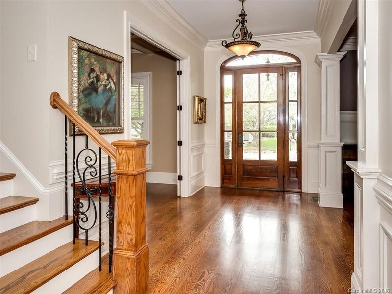 2235 Winthrop Ave, Charlotte, NC 28203