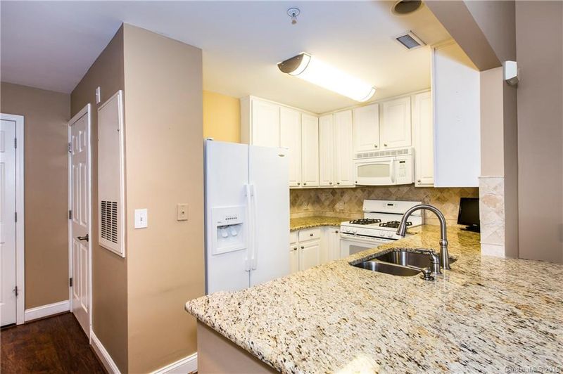 1152 1st St, Charlotte, NC 28202