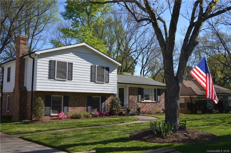 4935 Currituck Dr, Charlotte, NC 28210