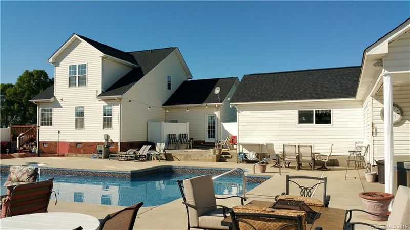 106 Lynnette Dr #17, Mt Ulla, NC 28125