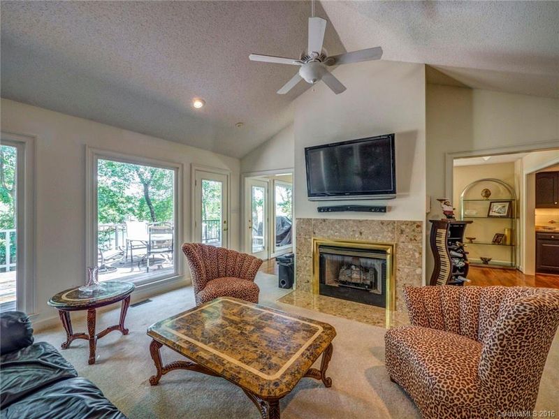 633 Stillwater Rd, Troutman, NC 28166