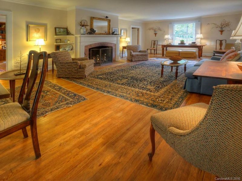 212 Roundway Down, Davidson, NC 28036