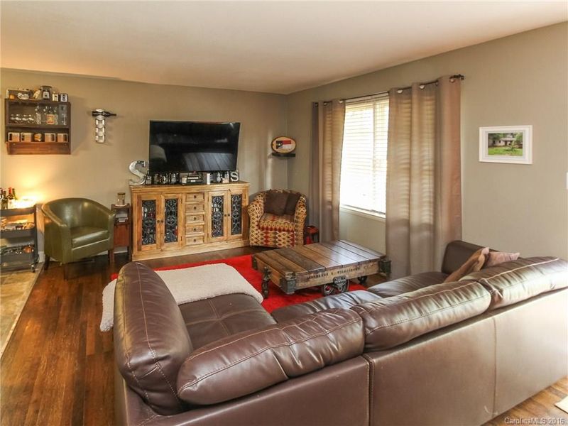 1300 Grace St, Charlotte, NC 28205