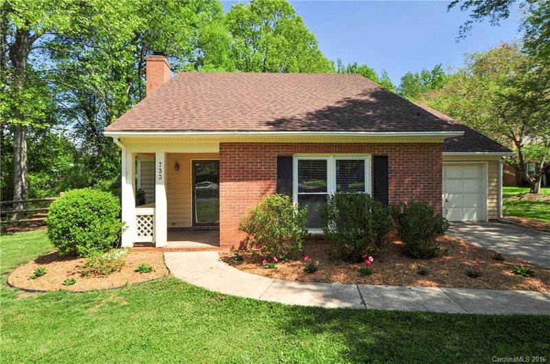 733 Hollis Rd #1, Charlotte, NC 28209
