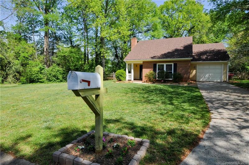733 Hollis Rd #1, Charlotte, NC 28209
