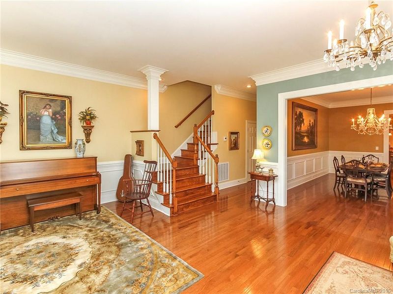 18030 Meadow Bottom Rd, Charlotte, NC 28277