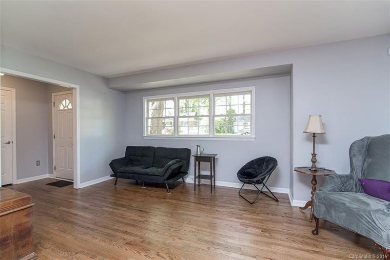 5010 Milford Rd, Charlotte, NC 28210