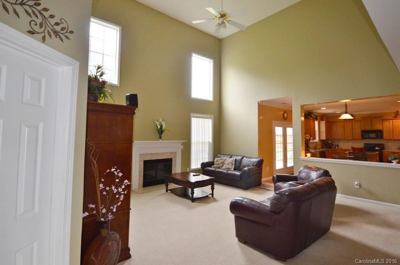 5706 Silver Creek Dr, Waxhaw, NC 28173