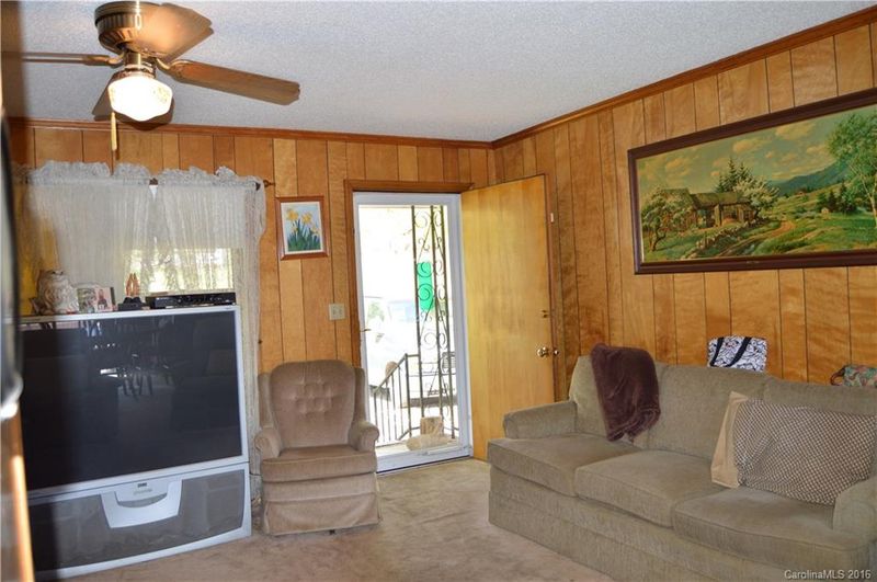 1909 Southside Rd, Lincolnton, NC 28092