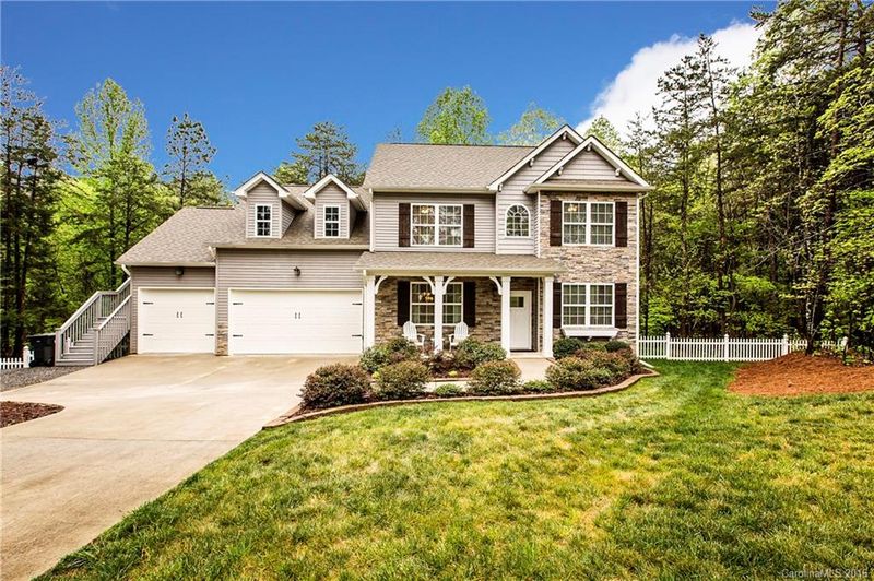 116 Twin Creeks Dr, Troutman, NC 28166