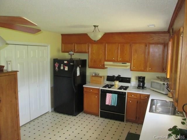 5107 Willow Run Dr, Monroe, NC 28110