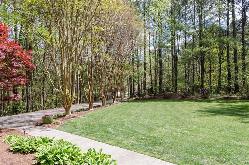 890 Timber Creek Dr, York, SC 29745