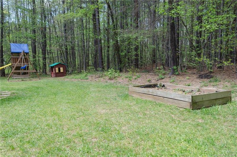 890 Timber Creek Dr, York, SC 29745