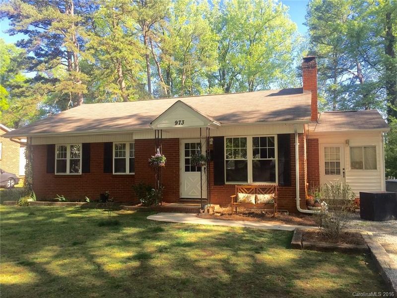 973 Hickory Nut St, Charlotte, NC 28205