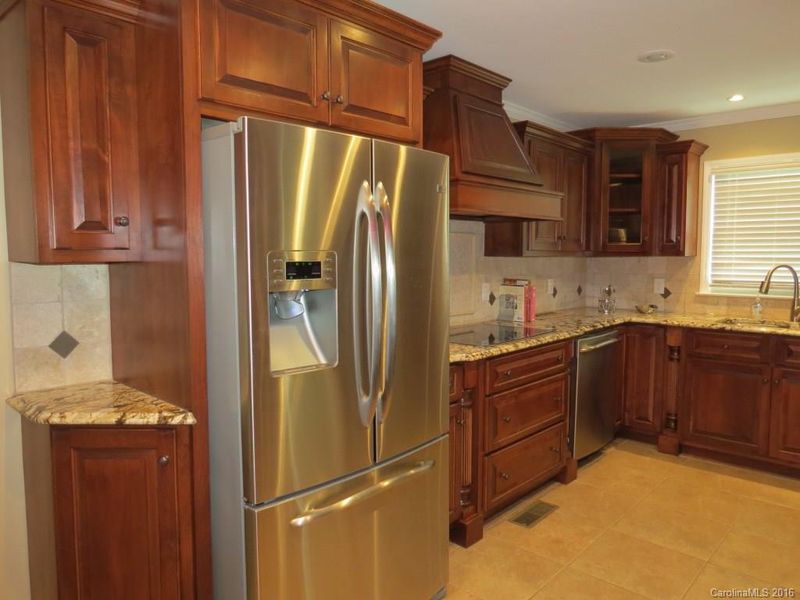 6819 Windyrush Rd, Charlotte, NC 28226