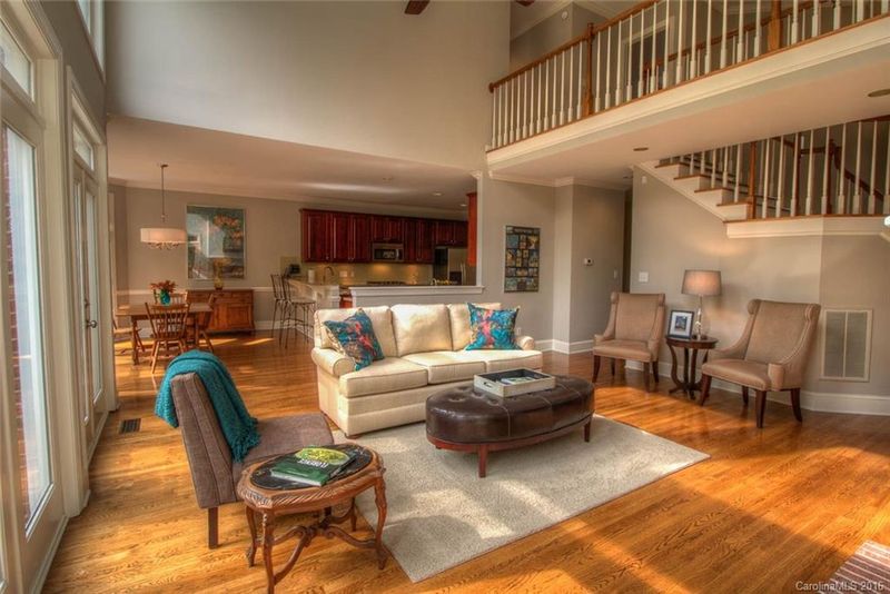 206 Pat Stough Ln, Davidson, NC 28036