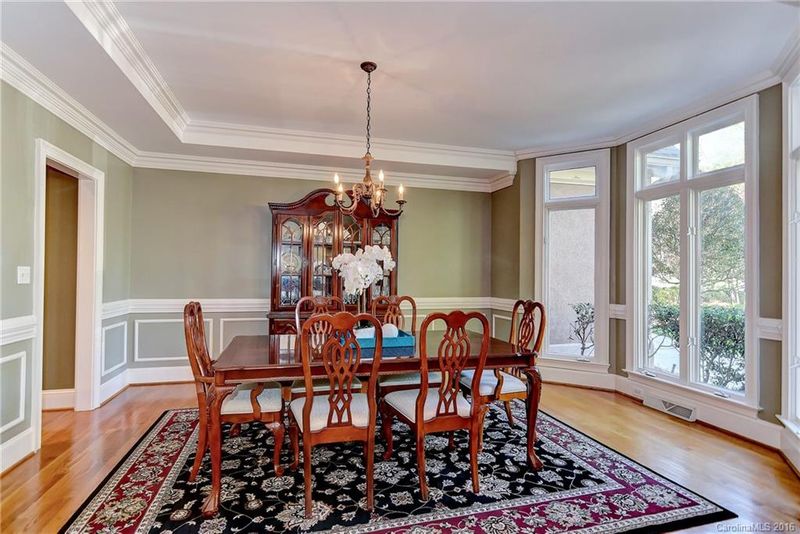 6631 Seton House Ln, Charlotte, NC 28277