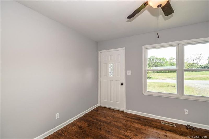 231 Springwood Dr, Belmont, NC 28012