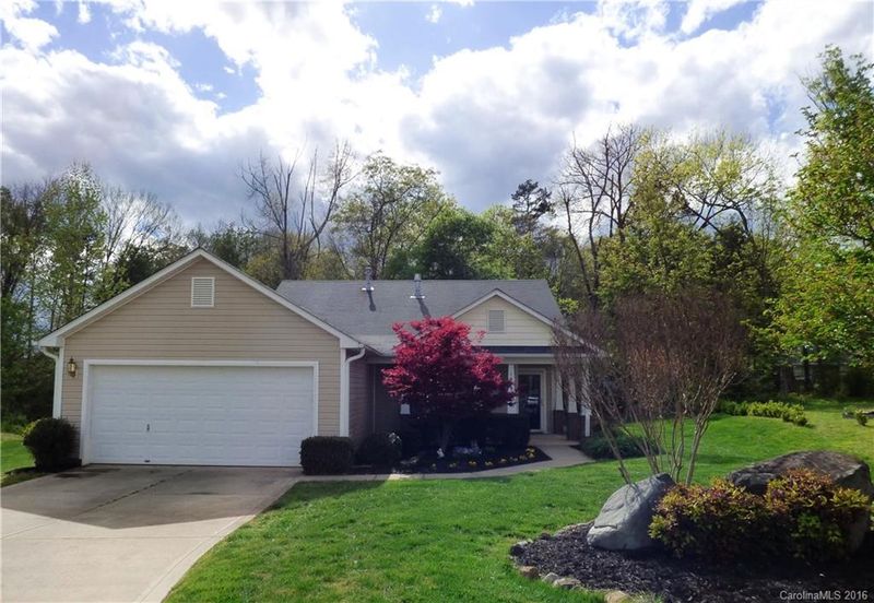 1829 Remick Ct, Charlotte, NC 28214