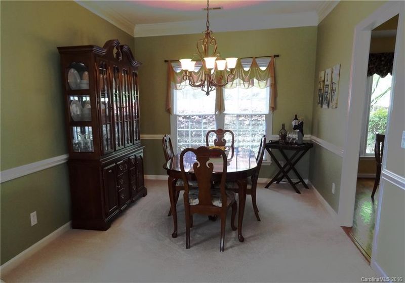 8525 Newton Ln, Charlotte, NC 28277