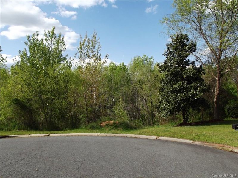 2001 Trowbridge Ct, Charlotte, NC 28270