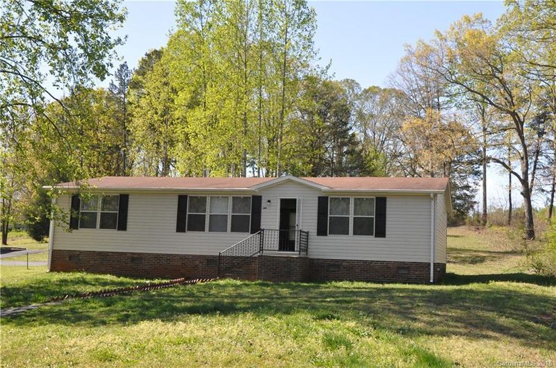 3726 Waderidge Trl, Iron Station, NC 28080