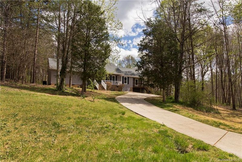 171 Levo Dr, Troutman, NC 28166